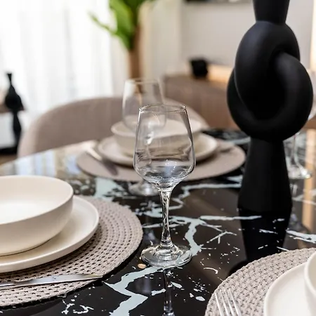 Allure Mitropoleos By G&o Салоники